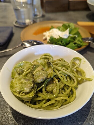 PXL_20221127_062821614