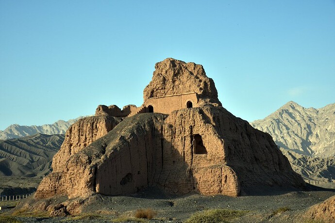 Vén màn bí ẩn di sản náu mình trong “thành phố ma” Tân Cương Ven man bi an di san nau minh trong “thanh pho ma” Tan Cuong