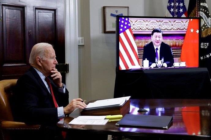 Tổng thống Joe Biden đang “nỗ lực” hạ nhiệt giá dầu với nhiều hứa hẹn Tổng thống Joe Biden đang “nỗ lực” hạ nhiệt giá dầu với nhiều hứa hẹn