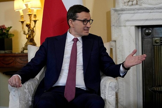 Ba Lan ân cần khuyên giải Đức thay đổi lập trường về Nord Stream 2 Ba Lan ân cần khuyên giải Đức thay đổi lập trường về Nord Stream 2