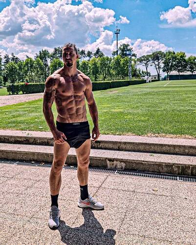 296402793_1451698268637879_57801796694330626_n