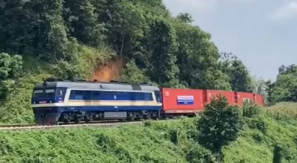 tàu liên vận quốc tế chạy thẳng châu Âu bất ngờ tăng mạnh