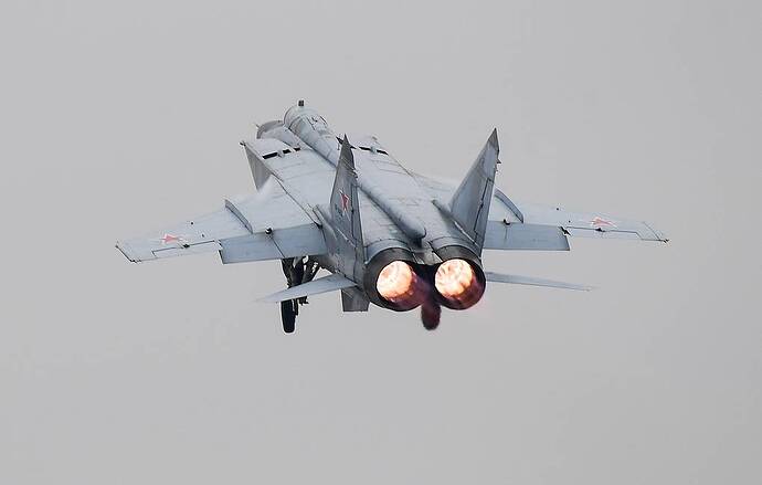 Máy bay chiến đấu MiG-31BM Yuri Smityuk / TASS