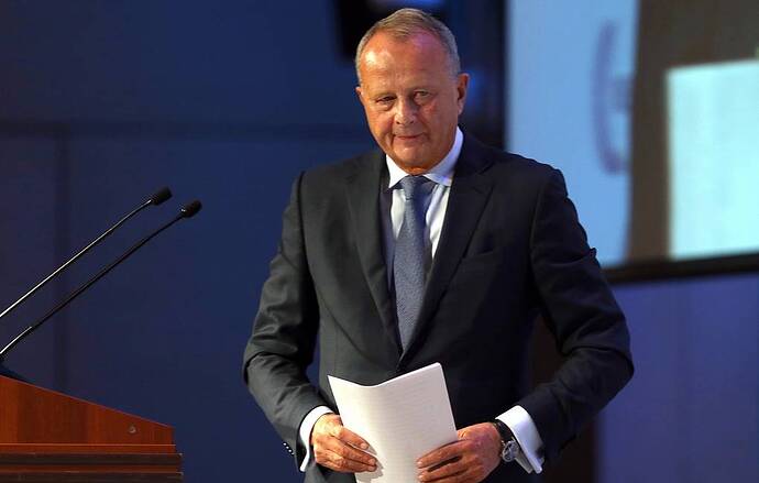 Chủ tịch Viện Kinh tế Thế giới và Quan hệ Quốc tế của Viện Hàn lâm Khoa học Nga Alexander Dynkin Artyom Korotayev/TASS