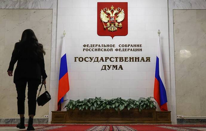 Duma Quốc gia Nga Anton Novoderezhkin / TASS