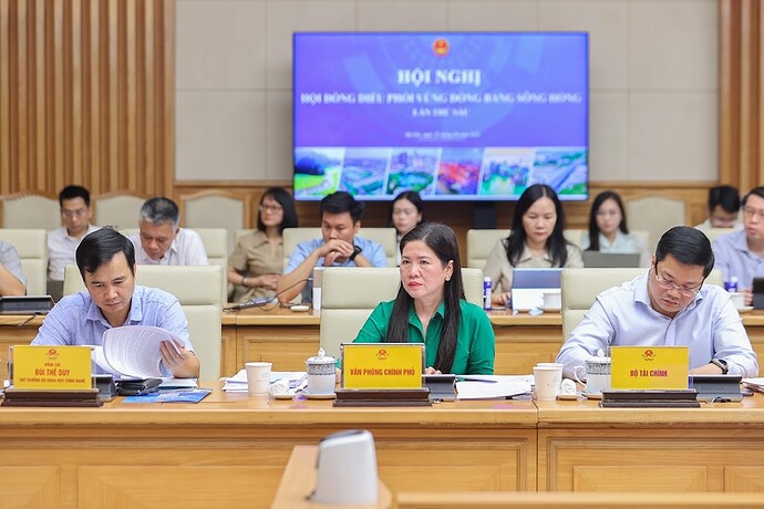 “Không giao mỏ vật liệu xây dựng cho tư nhân rồi để găm hàng, đội giá” - 3 “Không giao mỏ vật liệu xây dựng cho tư nhân rồi để găm hàng, đội giá” - 3