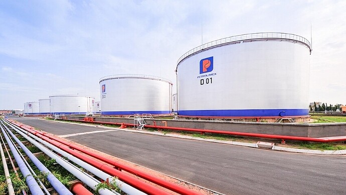 Công ty thành viên nhà Petrolimex (PLX) dừng bán xăng dầu Công ty thành viên nhà Petrolimex (PLX) dừng bán xăng dầu