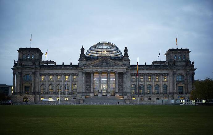 Tòa nhà quốc hội Đức Ảnh AP/Markus Schreiber