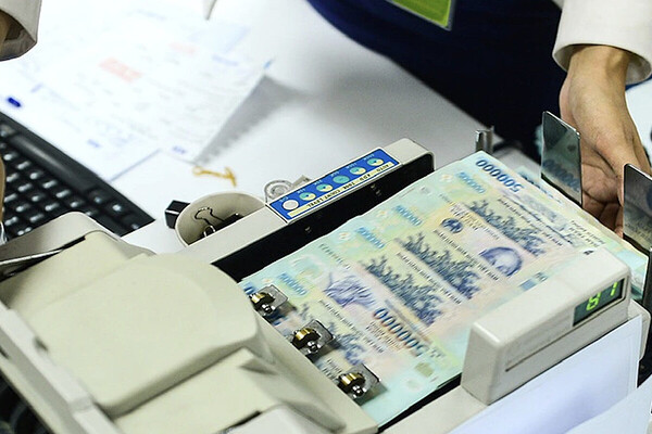 dư nợ kinh doanh bất động sản đạt khoảng 1,11 triệu tỷ đồng, tăng 1,52% và chiếm 38,37% dư nợ tín dụng bất động sản.