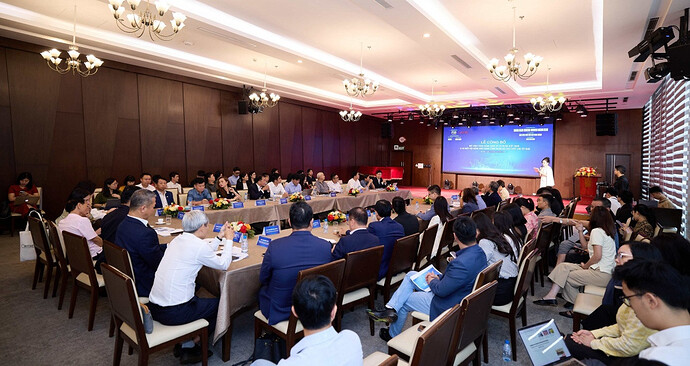 Ông Trương Gia Bình: Mô hình Toàn cảnh Kinh tế tư nhân Việt Nam hướng đến mục tiêu 'Công - tư kiến quốc'