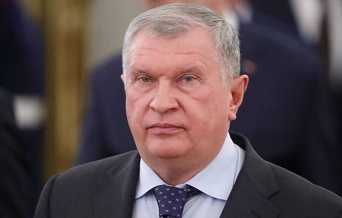 Giám đốc điều hành Rosneft Igor Sechin Mikhail Metzel/POOL/TASS