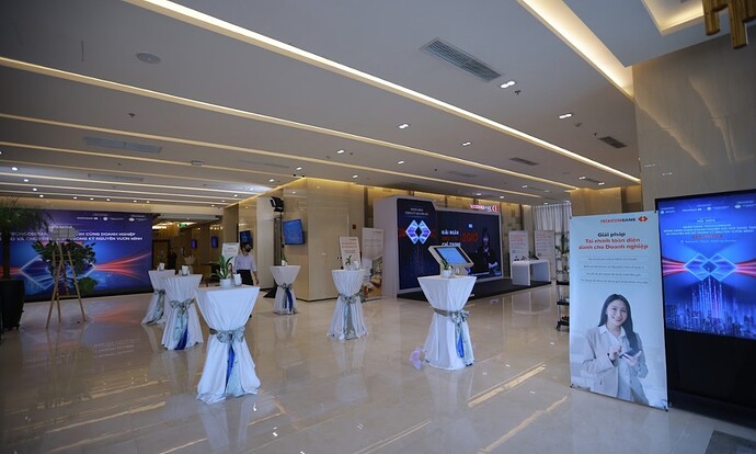 techcombank-dong-hanh-chuyen-doi-so-cung-doanh-nghiep-can-tho7-1750397505.jpg