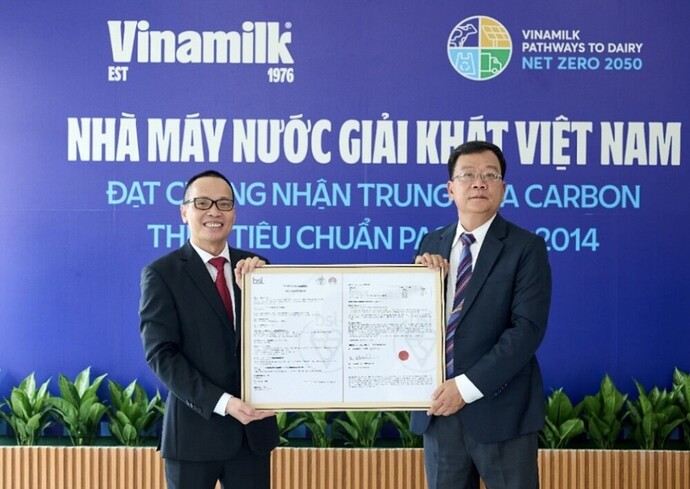 Công bố thêm một nhà máy đạt trung hoà Carbon, Vinamilk tiến nhanh trên hành trình đến Net Zero