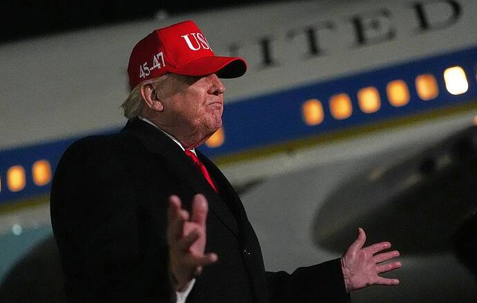 Tổng thống Mỹ Donald Trump (Ảnh AP/ Julia Demaree Nikhinson)