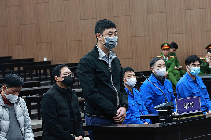 Bị cáo Nguyễn Nho Định, cựu thanh tra viên chính Cục II, Thanh tra Chính phủ. Ảnh: Danh Lam