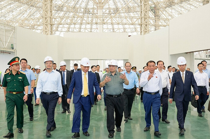 Siêu dự án của Vingroup sử dụng 10.000 tấn thép Hòa Phát chính thức lộ diện, Thủ tướng trực tiếp thị sát