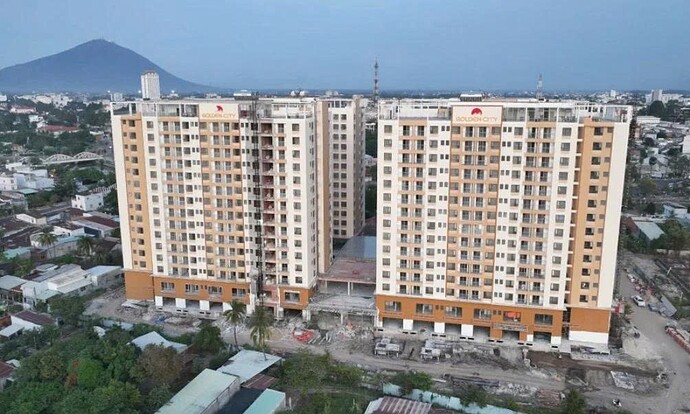 tctdvn-nha-o-xa-hoi-golden-city-tay-ninh-thuoc-he-sinh-thai-hoang-quan-dung-sau-golden-city-cham-tien-do-ban-giao1-1768919374.jpg