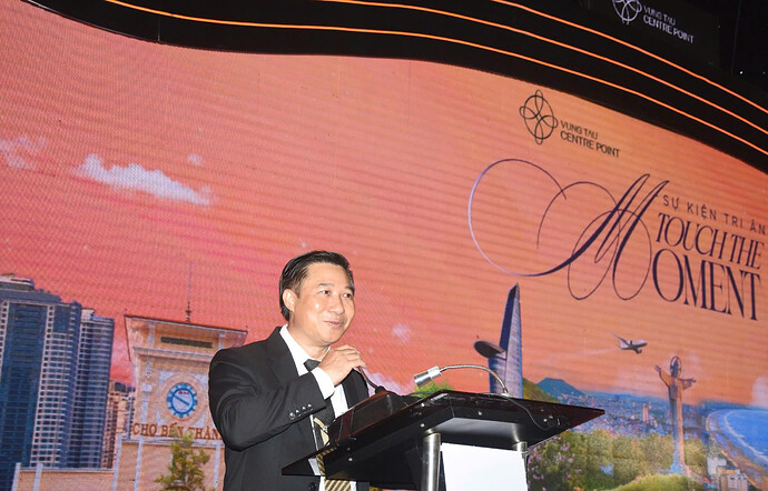 Ông Lê Đình Thắng, Chủ tịch HĐQT DIC Holdings phát biểu tại hội nghị