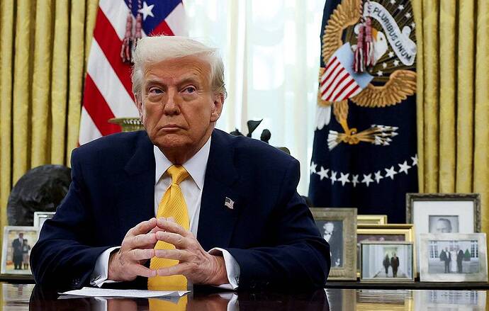 Tổng thống Hoa Kỳ Donald Trump REUTERS/Leah Millis