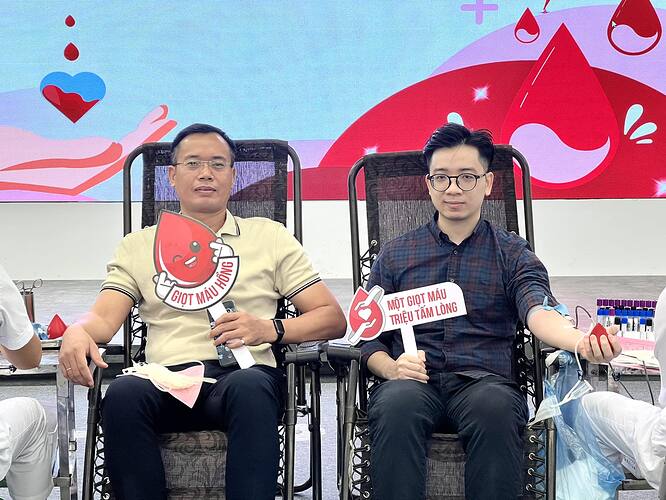 Chiến dịch hồng EVNFinance 2025