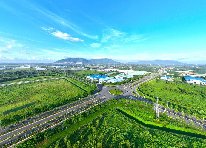 Ông lớn bất động sản KCN phía Nam báo doanh thu kỷ lục, mỗi ngày lãi hơn 4,4 tỷ đồng