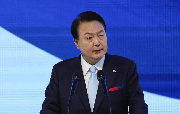 Ảnh AP của Yoon Suk-yeol/Lee Jin-man