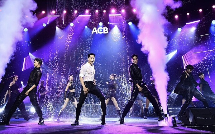 Chủ tịch ACB Trần Hùng Huy và Shark Minh Beta: Bạn thân, đều là doanh nhân sở hữu hit 'triệu view', bền bỉ 'chèo lái' con thuyền của chính mình Chủ tịch ACB Trần Hùng Huy và Shark Minh Beta: Bạn thân, đều là doanh nhân sở hữu hit 'triệu view', bền bỉ 'chèo lái' con thuyền của chính mình