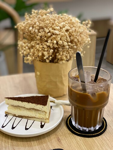 z5435671882482_75cb241cfbc692bd8a1e2376cde7c443