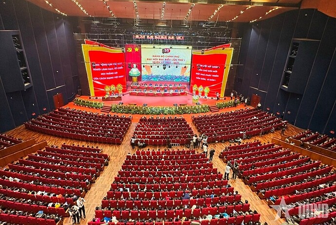 Tổng Bí thư Tô Lâm: Hàng thẳng, lối thông, bước đều, bước vững chắc vào kỷ nguyên mới