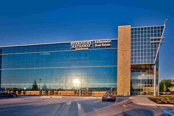 berkshire-hathaway-la-cong-ty-gi-1(1)