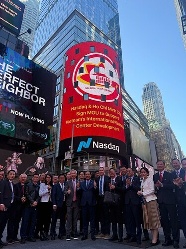 TP HCM ký hợp tác với sàn Nasdaq (Mỹ) phát triển trung tâm tài chính quốc tế- Ảnh 1. TP HCM ký hợp tác với sàn Nasdaq (Mỹ) phát triển trung tâm tài chính quốc tế- Ảnh 1.