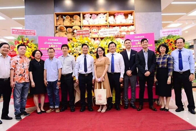 undefined FAHASA (FHS) khai trương chuỗi nhà sách hiện đại chào hè 2024