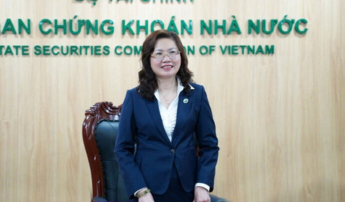 Chủ tịch UBCKNN Vũ Thị Chân Phương: 'Việt Nam có nhiều cơ hội để FTSE Russell nâng hạng theo đúng lộ trình' Chủ tịch UBCKNN Vũ Thị Chân Phương: 'Việt Nam có nhiều cơ hội để FTSE Russell nâng hạng theo đúng lộ trình'