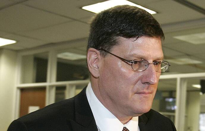 Ảnh AP của Scott Ritter / Rich Schultz