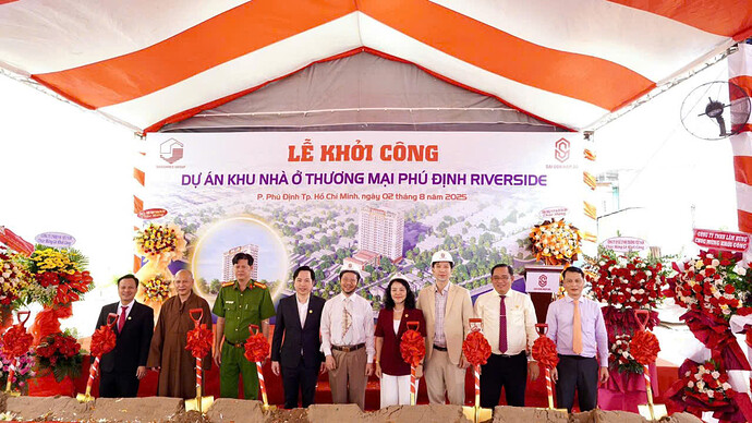 z6869781570371_6c84168765334e9504e558e28d0cee1d