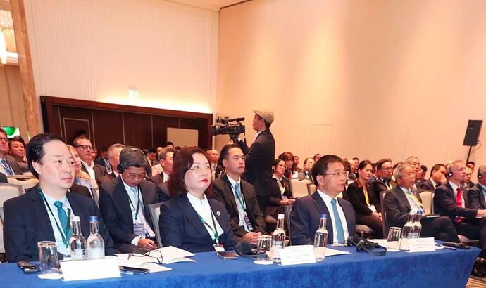 Bộ Tài chính tổ chức thành công Hội nghị xúc tiến đầu tư tại Vương quốc Anh- Ảnh 2.