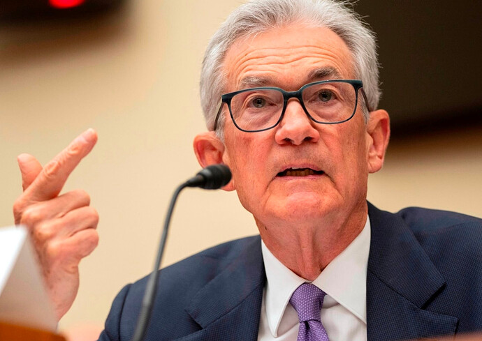 Fed tiếp tục giữ nguyên lãi suất bất chấp áp lực từ Tổng thống Trump và 2 quan chức công khai ủng hộ việc cắt giảm- Ảnh 1.