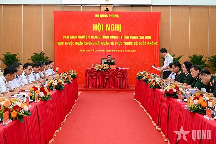 Bàn giao nguyên trạng Tổng công ty Tân Cảng Sài Gòn trực thuộc Quân chủng Hải quân về trực thuộc Bộ Quốc phòng