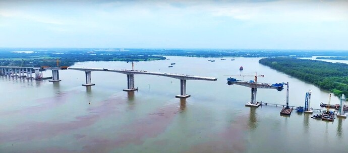 Cầu Nhơn Trạch đạt gần 89% khối lượng. Ảnh: Minh Quân