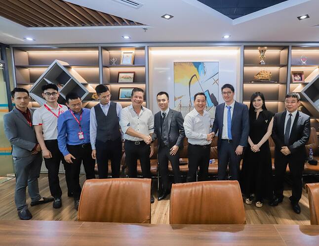 DF05059C-B19F-4C25-8384-468627F91D73