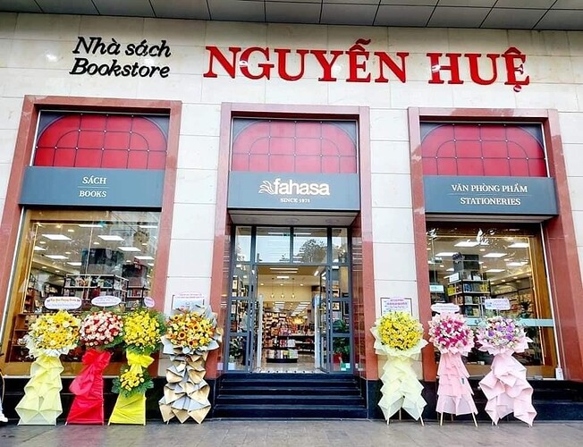 undefined FAHASA (FHS) khai trương chuỗi nhà sách hiện đại chào hè 2024