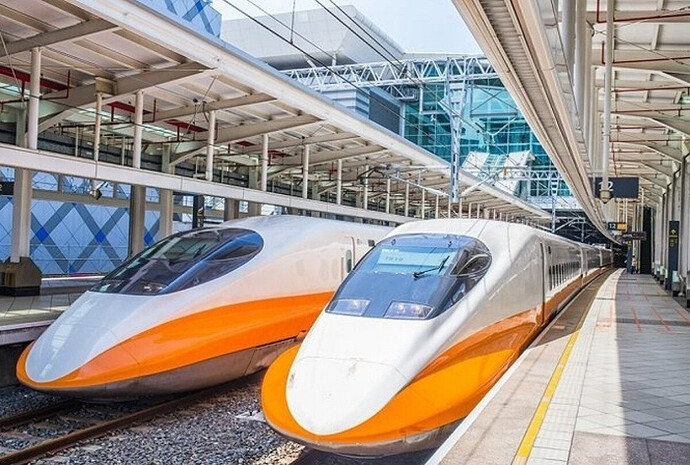 Rút khỏi cuộc chơi thép giá rẻ, Hòa Phát (HPG) bắt tay sản xuất ray đường sắt tốc độ cao