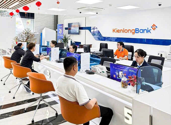 KienlongBank lọt top 10 ngân hàng có chỉ số EPS cao nhất 4 quý gần nhất - ảnh 1