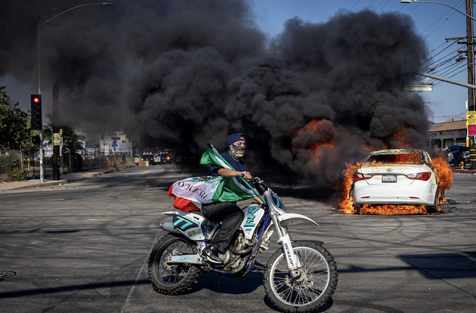 Tiktoker nhiều người theo dõi nhất thế giới bị bắt tại Mỹ -0