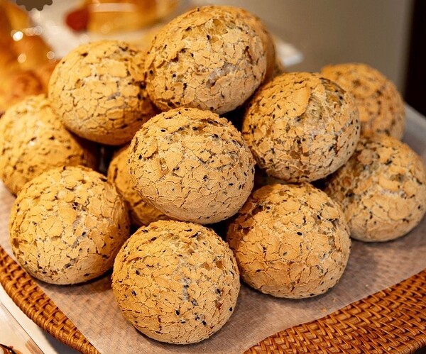 me_dai_1c857481e271498796aff082882c6d86_1024x1024