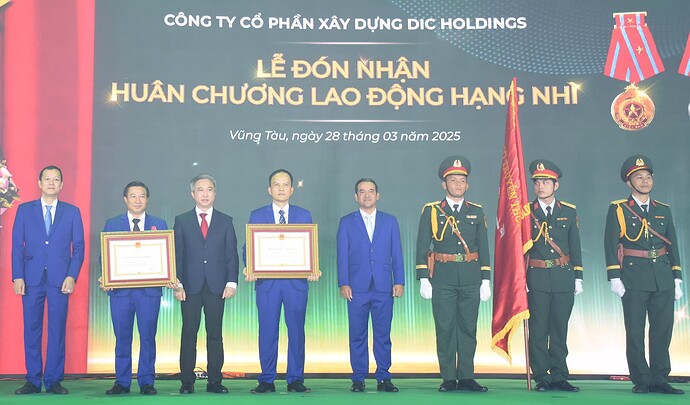 images2009632_dic___30_nam_4