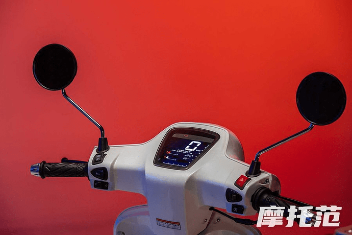 Xe ga sang xịn của ông lớn Trung Quốc: Thiết kế cực đỉnh, giá tương đương 22 triệu đồng - rẻ ngang Wave Alpha- Ảnh 4.