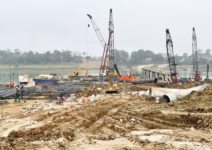 Công trường thi công cao tốc Mai Sơn - quốc lộ 45. Ảnh:Anh Duy.