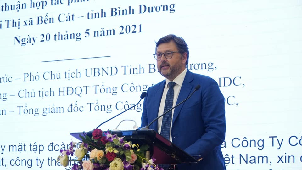 ông Langlet Olivier Bernard, Tổng Giám đốc Central Retail Việt Namlãnh đạo tỉnh Bình Dương, thị xã Bến Cát, Becamex IDC tạo điều kiện để dự án sớm được triển khai ông Langlet Olivier Bernard, Tổng Giám đốc Central Retail Việt Namlãnh đạo tỉnh Bình Dương, thị xã Bến Cát, Becamex IDC tạo điều kiện để dự án sớm được triển khai