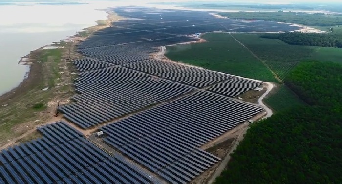 Nhà máy điện mặt trời Dầu Tiếng